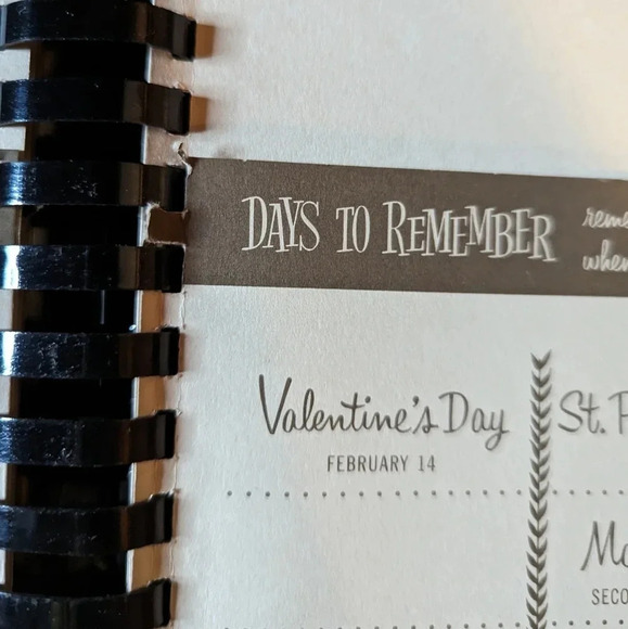 Hallmark Thoughtfulness Album-Vintage 60s gold scrapbook/Card Organizer-Pockets - Picture 15 of 15